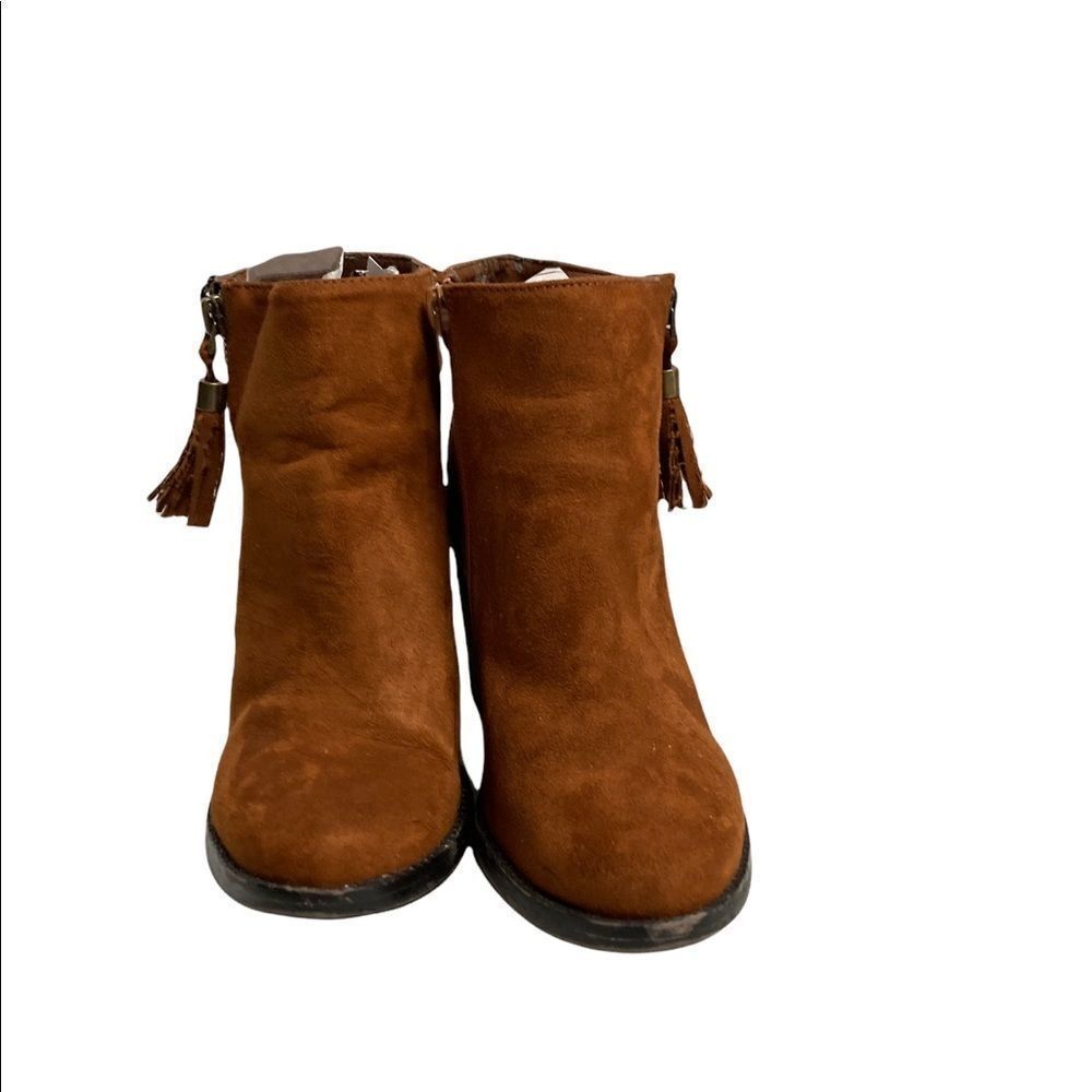 BAMBOO, fringe heeled booties, Size 6